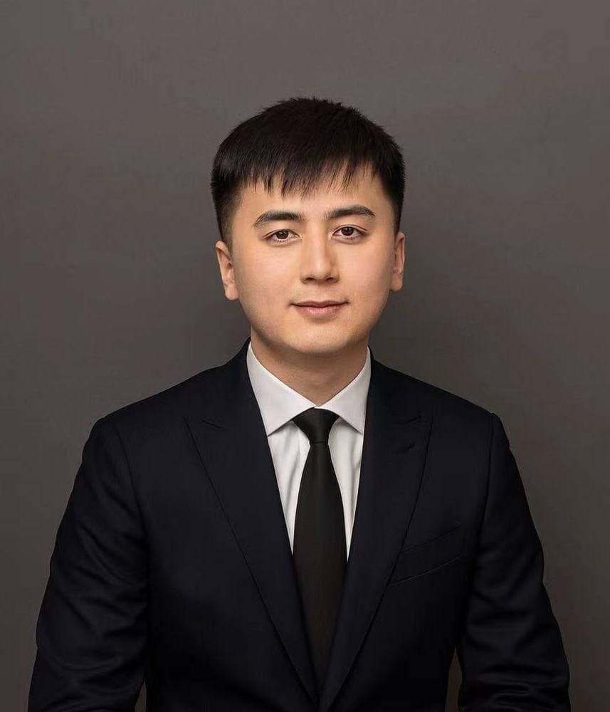 Абзал - Учредитель